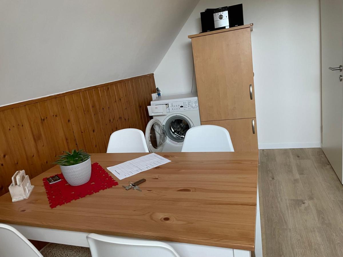 Apartment Lamer *